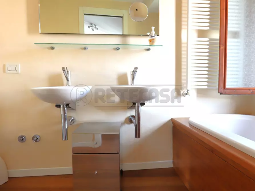 Immagine 13 di Bilocale in affitto  in Contra' San Domenico a Vicenza