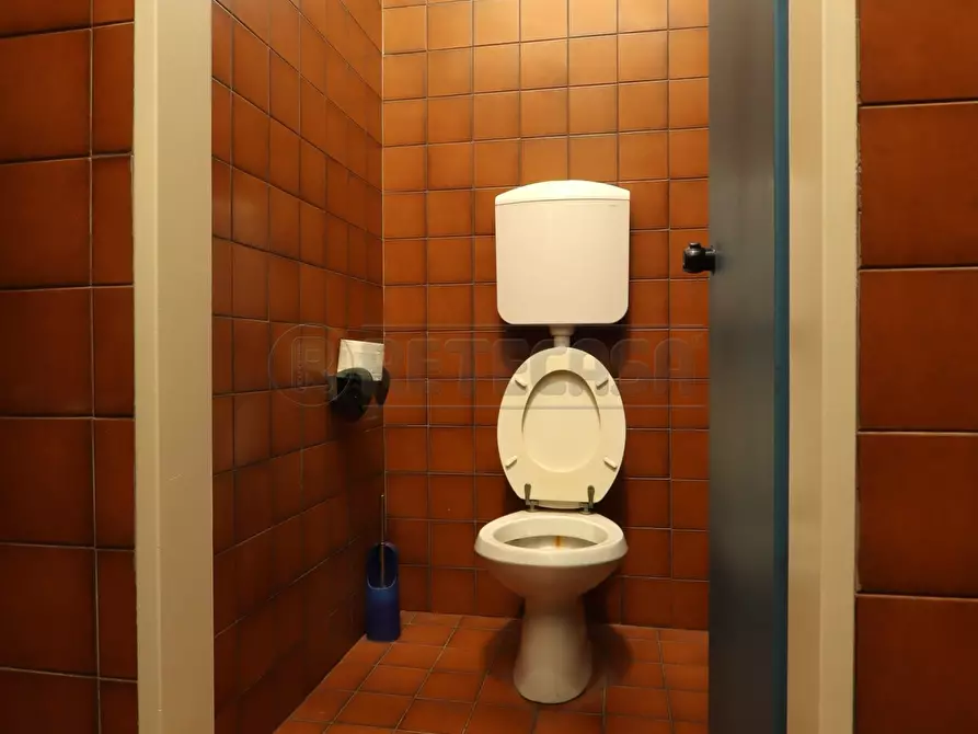 Immagine 27 di Locale commerciale in affitto  in Via Giovanni Battista Quadri 72 a Vicenza