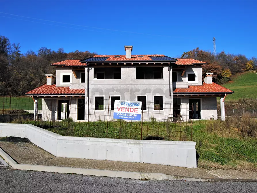 Immagine 1 di Porzione di casa in vendita  in Via San Benedetto 82 a Trissino