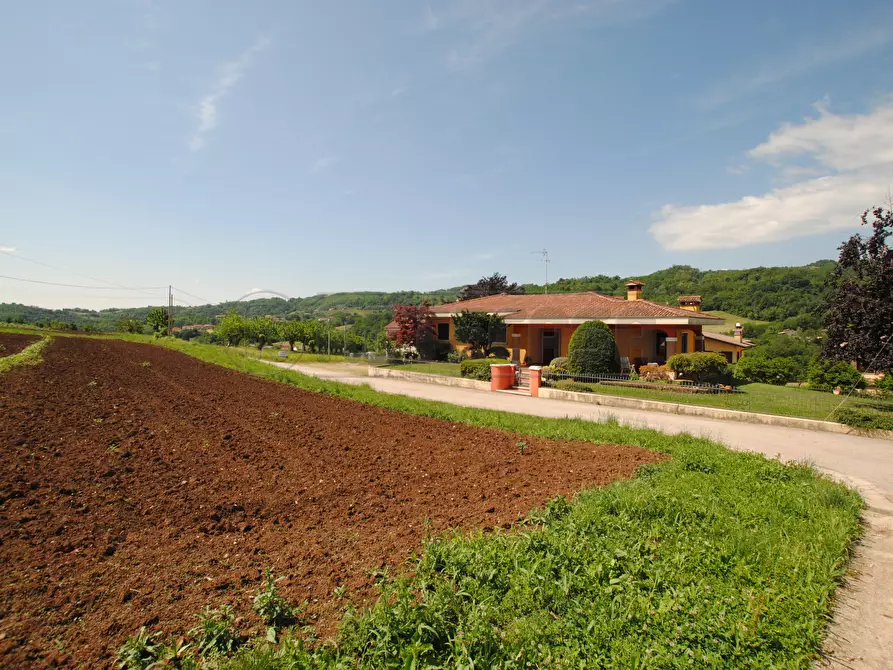 Immagine 17 di Terreno edificabile in vendita  in via restena 11 a Trissino