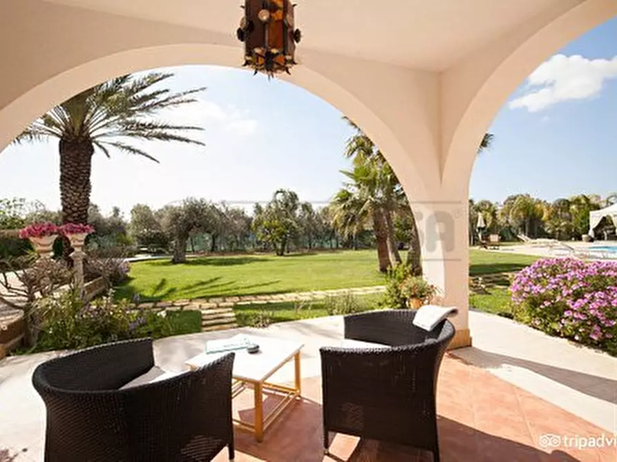 Immagine 92 di Villa in vendita  a Castelvetrano