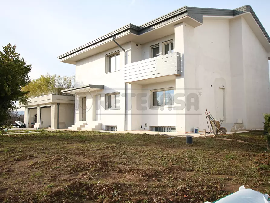 Immagine 42 di Porzione di casa in vendita  a Caldogno