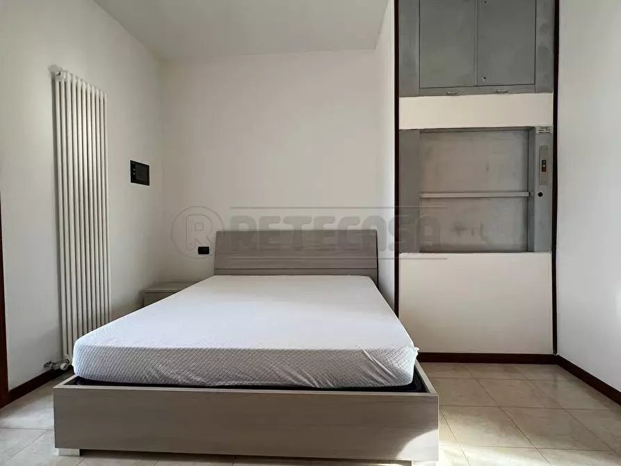 Immagine 15 di Appartamento in vendita  a Montecchio Maggiore