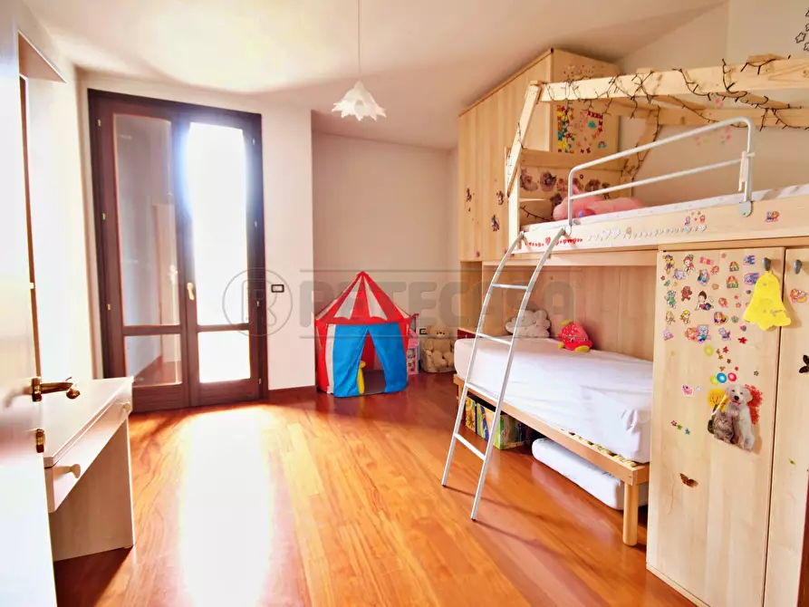 Immagine 7 di Porzione di casa in vendita  a Arzignano