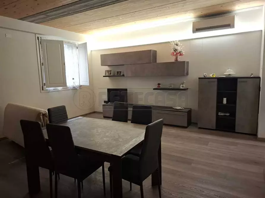 Immagine 3 di Bilocale in affitto  in Via Giosuè Carducci a Bondeno