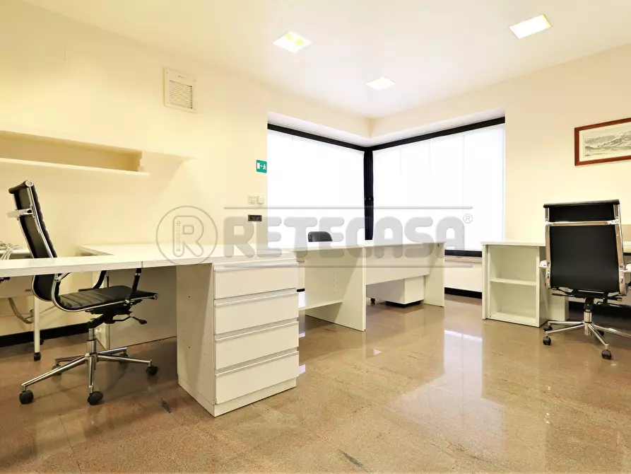 Immagine 8 di Ufficio in affitto  in Viale San Lazzaro a Vicenza