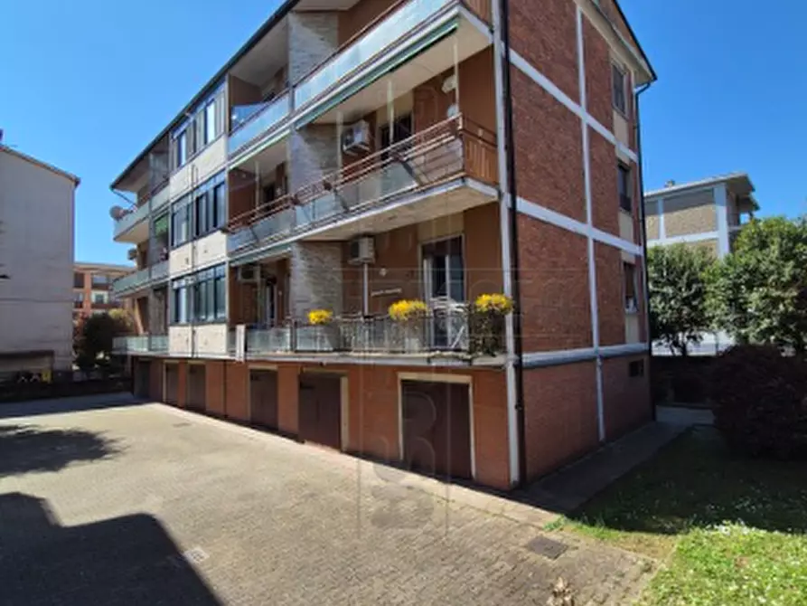 Immagine 27 di Quadrilocale in vendita  in Via Olona a Cremona