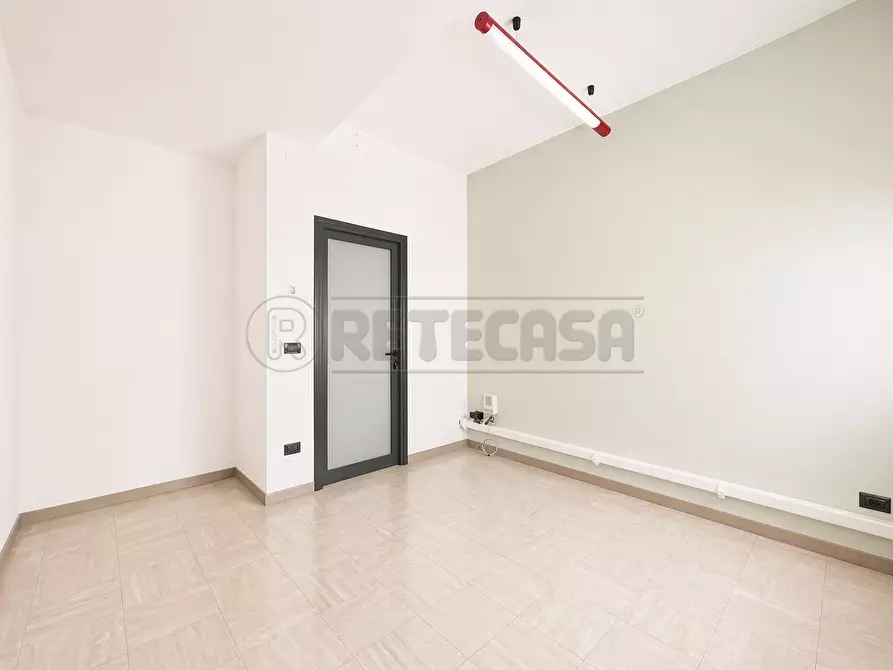 Immagine 15 di Ufficio in affitto  in Via dei Colli 33 a Padova