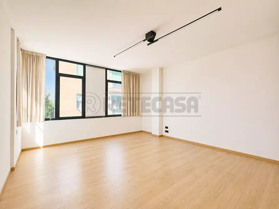 Immagine 10 di Ufficio in affitto  in Via dei Colli 33 a Padova