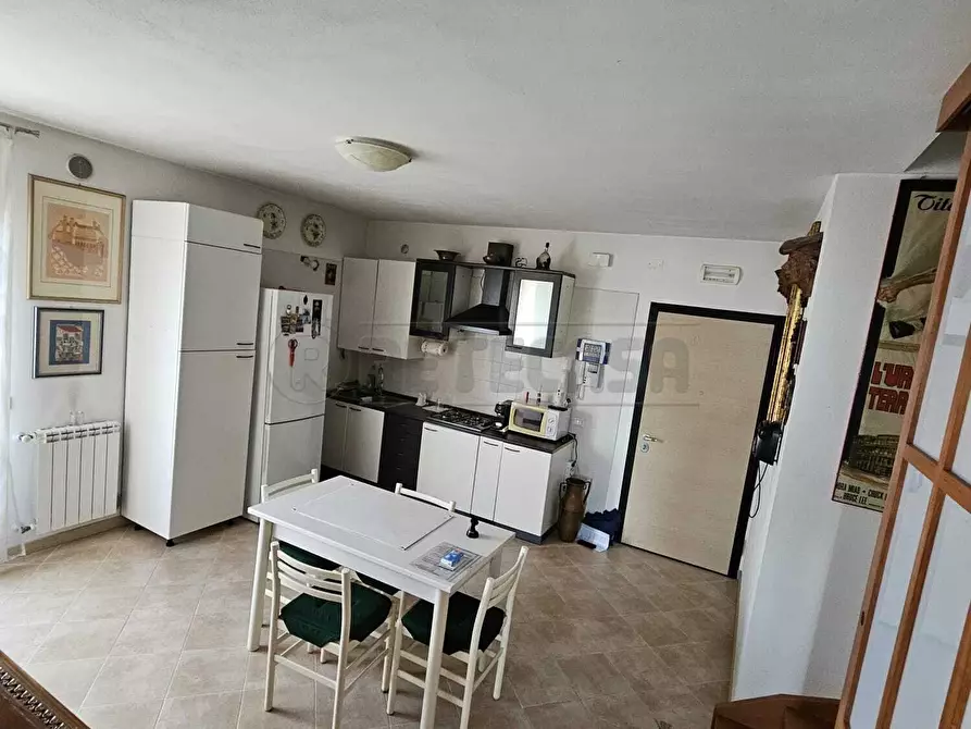 Immagine 3 di Bilocale in vendita  a Santa Maria Di Sala