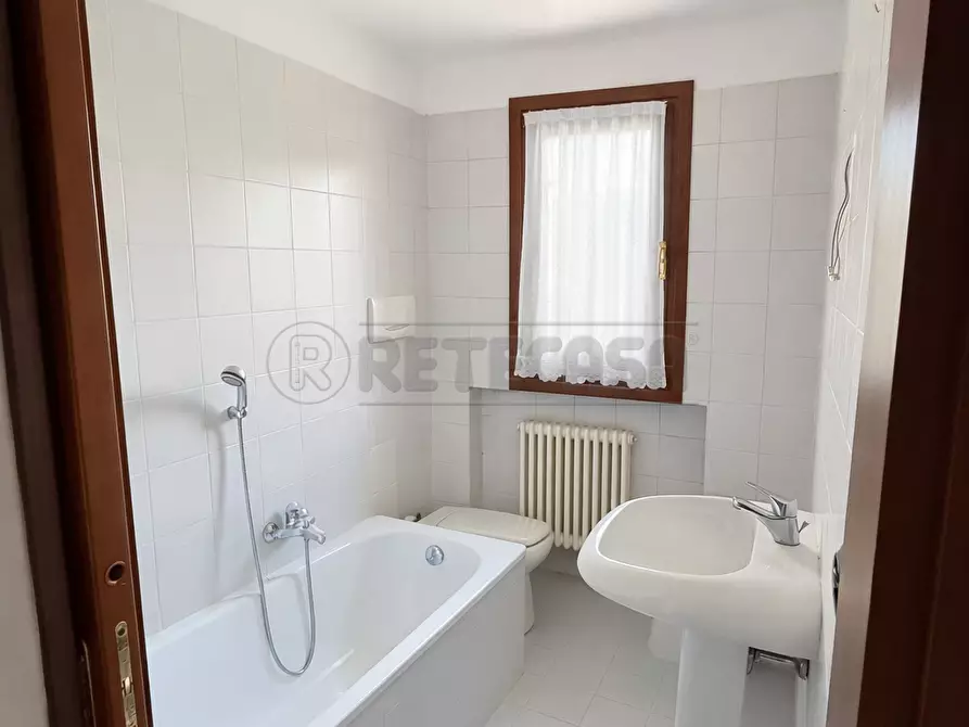 Immagine 12 di Bilocale in vendita  in Via Vittorio Bachelet a Vicenza