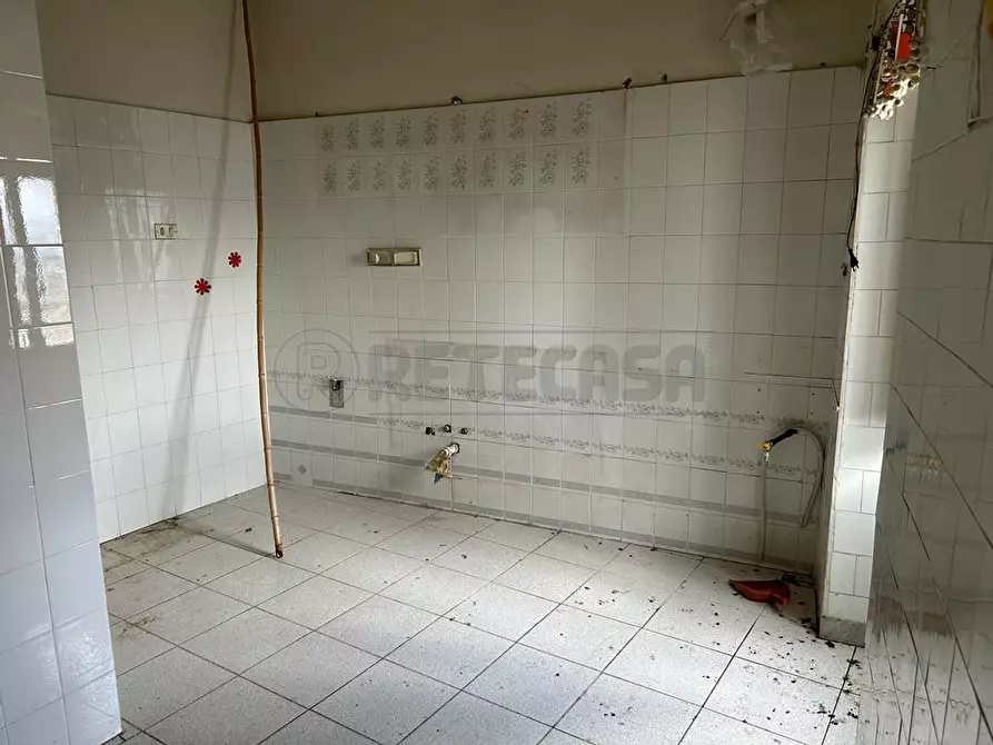 Immagine 7 di Trilocale in vendita  in Via Roma 1414 a Caltanissetta