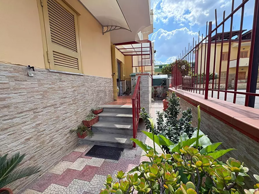 Immagine 36 di Villetta a schiera in vendita  in Via Giudice Falcone a Marcianise