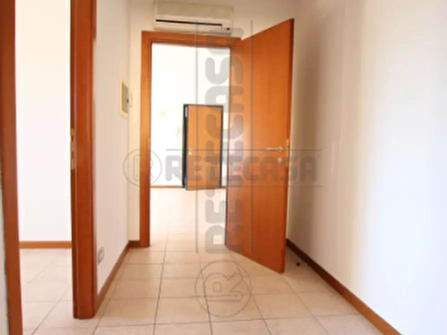 Immagine 5 di Bilocale in vendita  in Via Giovanni Falcone a Barbarano Mossano