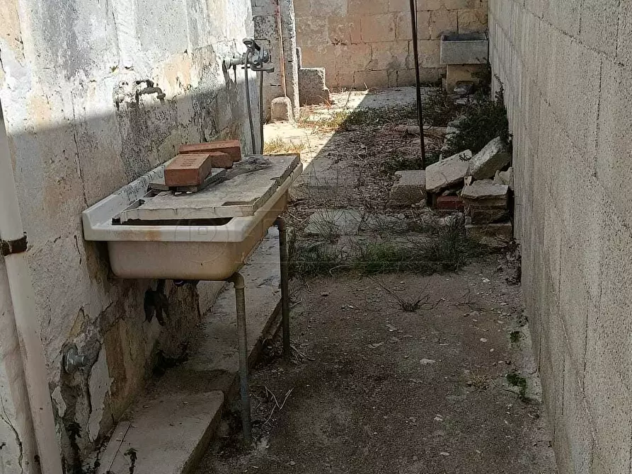 Immagine 6 di Casa indipendente in vendita  in Via Thaon de Revel a Maglie