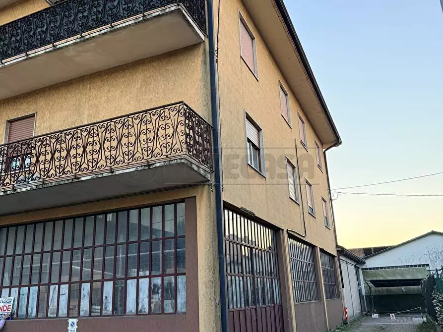 Immagine 4 di Laboratorio in vendita  a Montecchio Maggiore