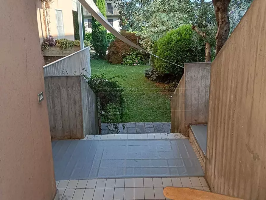 Immagine 2 di Quadrilocale in affitto  a Seriate