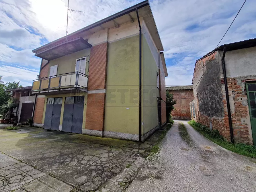 Immagine 8 di Casa bifamiliare in vendita  in Via Centro a Cremona
