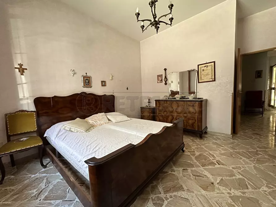 Immagine 13 di Quadrilocale in vendita  a Mazara Del Vallo