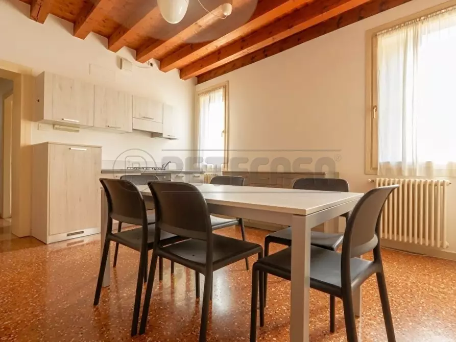 Immagine 1 di Appartamento in affitto  in Contrada Valmerlara 30 a Vicenza