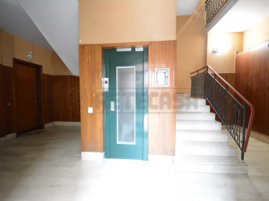 Immagine 17 di Trilocale in vendita  in Via Antonino Siligato 2 a Messina