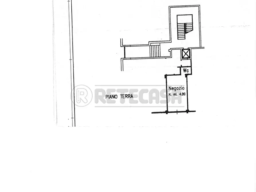 Immagine 2 di Locale commerciale in vendita  a Pescara