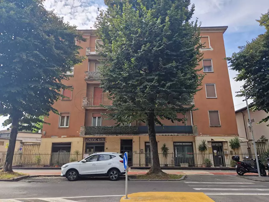 Immagine 16 di Trilocale in vendita  in Via Giuseppina a Cremona