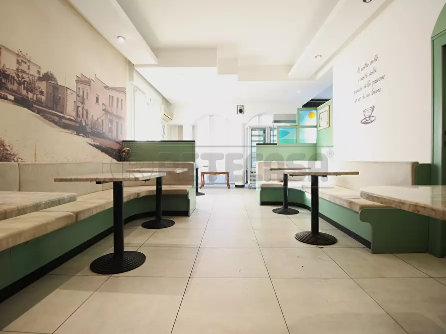 Immagine 5 di Locale commerciale in vendita  a Montecchio Maggiore