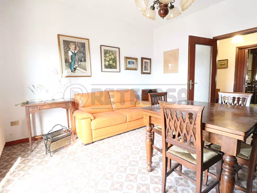 Immagine 8 di Trilocale in vendita  in Via Alcide de Gasperi 7 a Bondeno