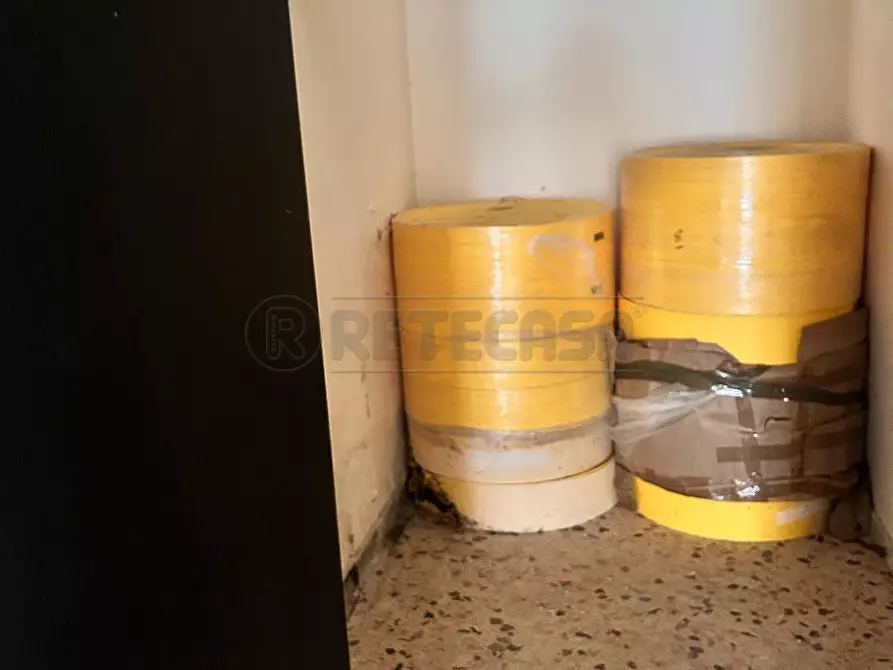 Immagine 6 di Magazzino in vendita  in Via Toscana 38 a Caltanissetta