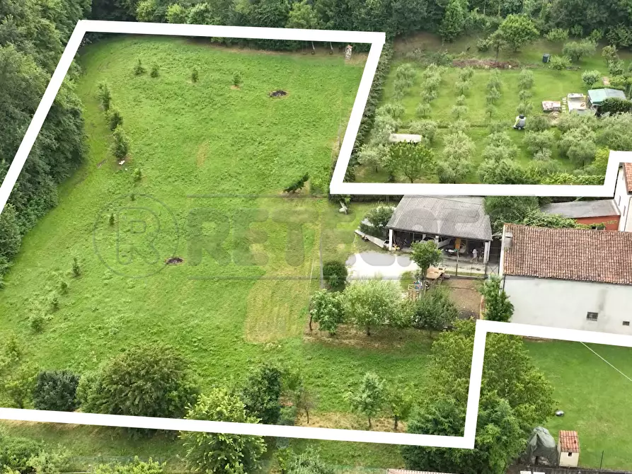 Immagine 1 di Villa in vendita  in Piazza Roma 36 a Brogliano