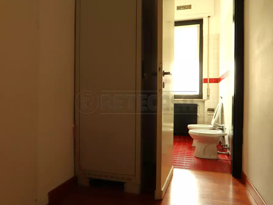 Immagine 4 di Ufficio in affitto  in Viale Roma 8 a Vicenza
