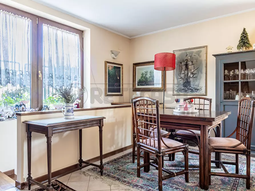 Immagine 10 di Casa bifamiliare in vendita  in Via Mediterraneo 8 a Bisceglie