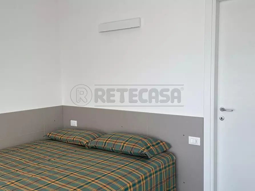 Immagine 11 di Bilocale in affitto  a Orio Al Serio