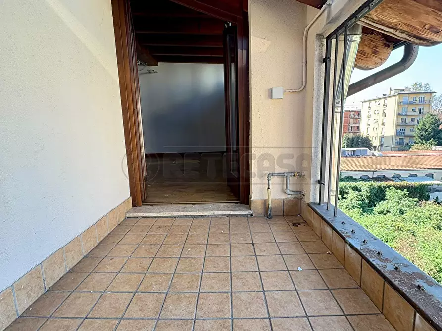 Immagine 36 di Trilocale in vendita  a Bergamo