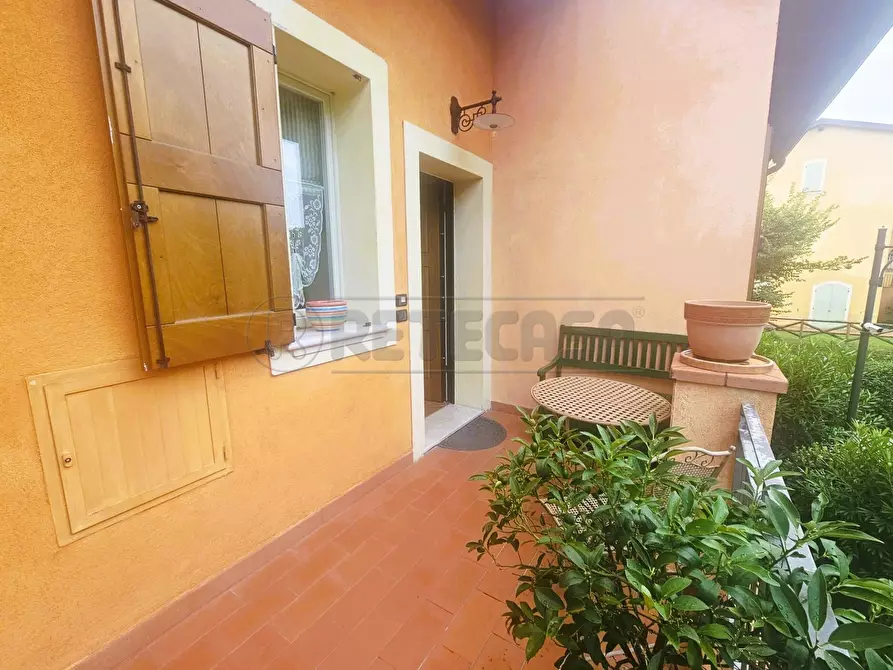 Immagine 32 di Bilocale in vendita  in Via del Torchio 21F a Manerba Del Garda