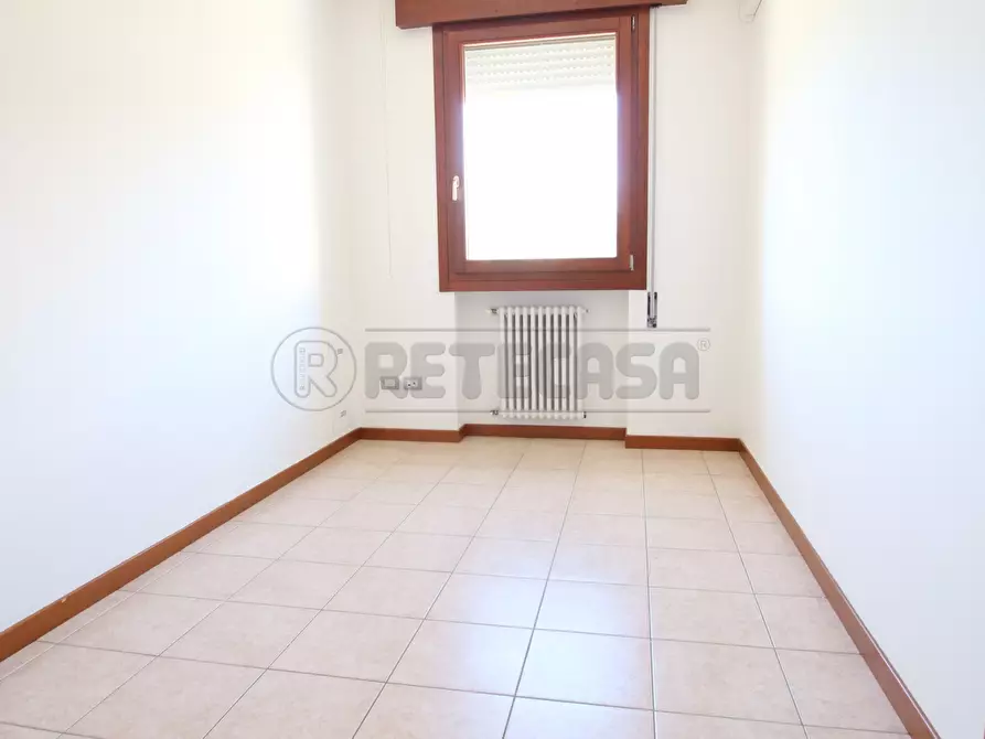 Immagine 8 di Bilocale in vendita  in Via Giovanni Falcone a Barbarano Mossano