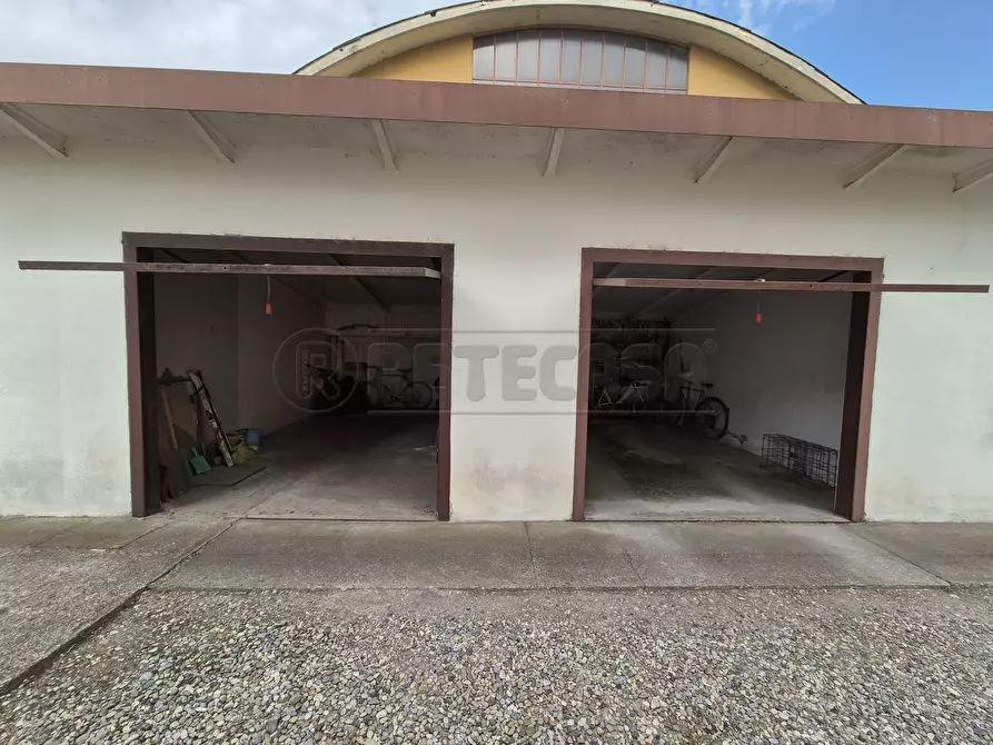 Immagine 30 di Terratetto in vendita  in Via Bergamo a Castelverde