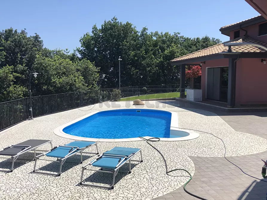 Immagine 3 di Villa in vendita  a Francavilla Al Mare