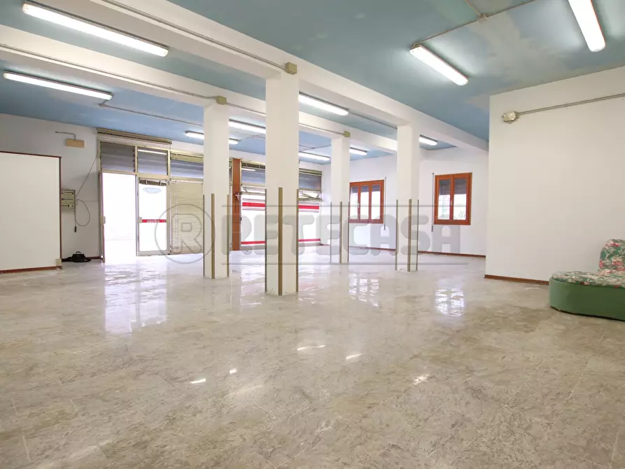 Immagine 3 di Laboratorio in affitto  in Via Chiesa a Nanto