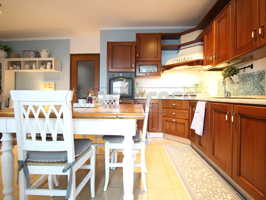 Immagine 8 di Bilocale in vendita  in Via F. Magellano 25C a Arzignano