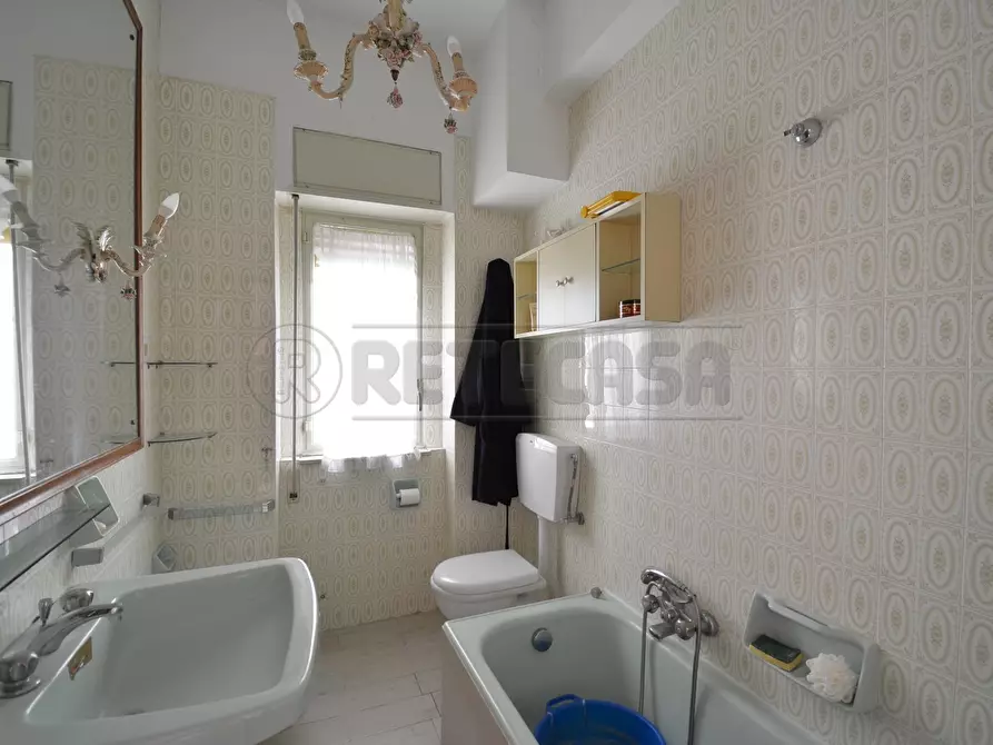 Immagine 13 di Quadrilocale in vendita  in Via Pietro Castelli 54 a Messina