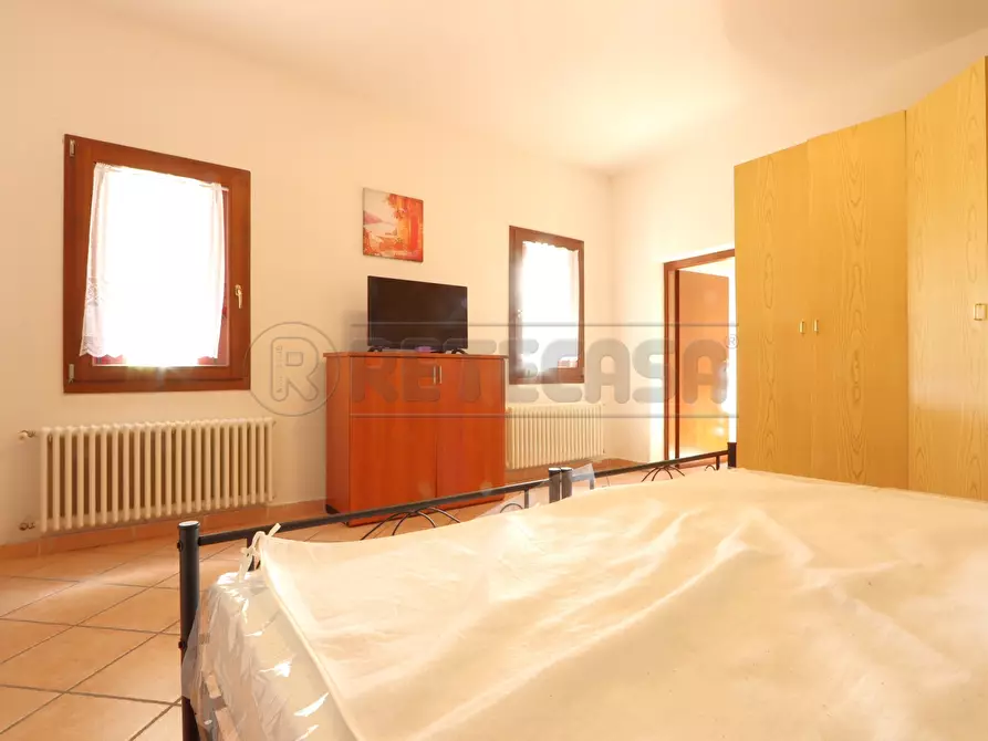 Immagine 12 di Appartamento in affitto  in Viale Riviera Berica 64 a Longare