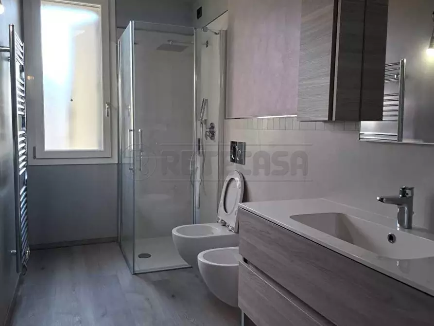 Immagine 4 di Trilocale in affitto  in Via Giosuè Carducci a Bondeno