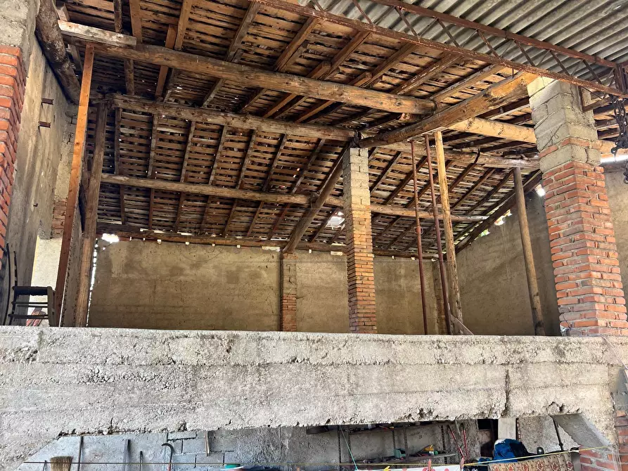 Immagine 6 di Rustico / casale in vendita  in Via Indipendenza 19 a Puegnago Sul Garda