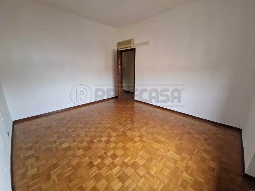 Immagine 14 di Quadrilocale in vendita  in Piazza Risorgimento a Cremona