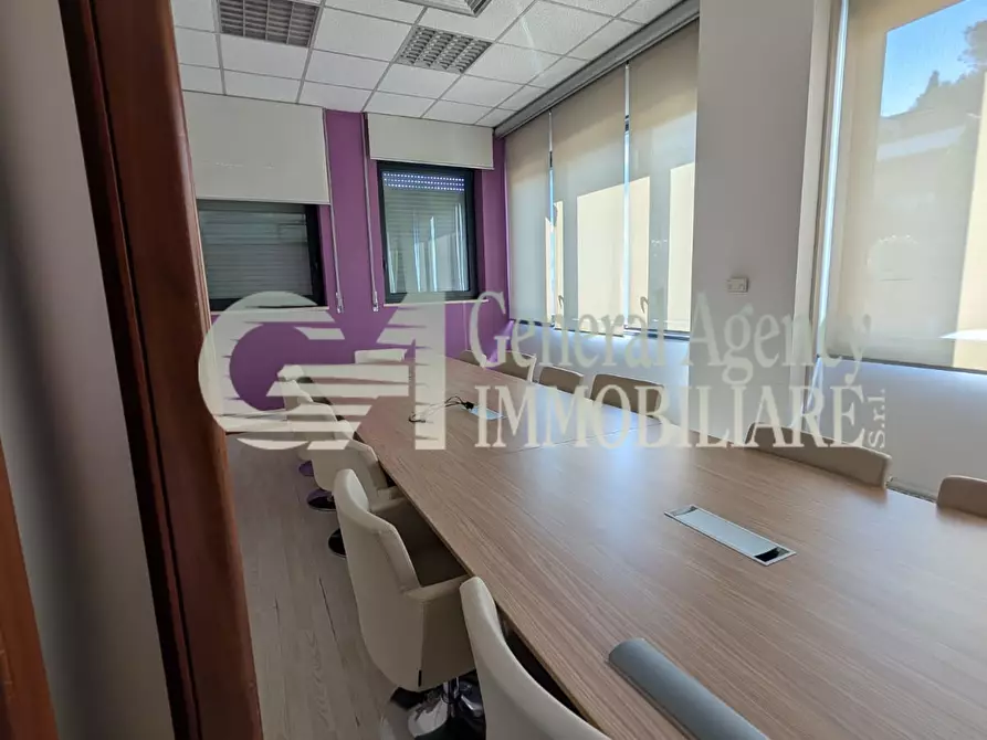 Immagine 30 di Ufficio in affitto  in VIALE DEL POGGIO FIORITO a Roma