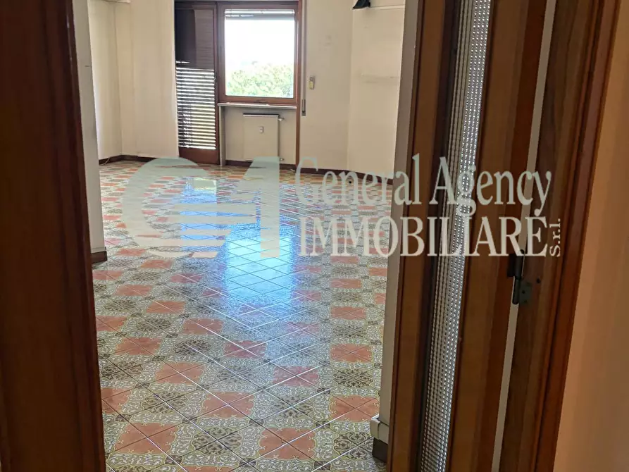 Immagine 45 di Appartamento in vendita  in via guido de ruggiero a Roma