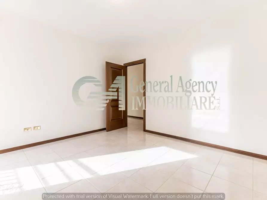 Immagine 28 di Trilocale in vendita  in Via dell'Orsa Minore a Roma