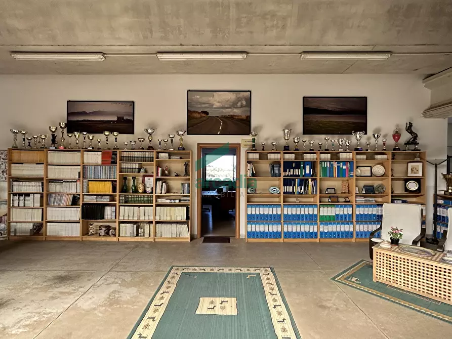 Immagine 23 di Attività artigianale in vendita  in Strada Provinciale Modugno-Bari 83 a Modugno